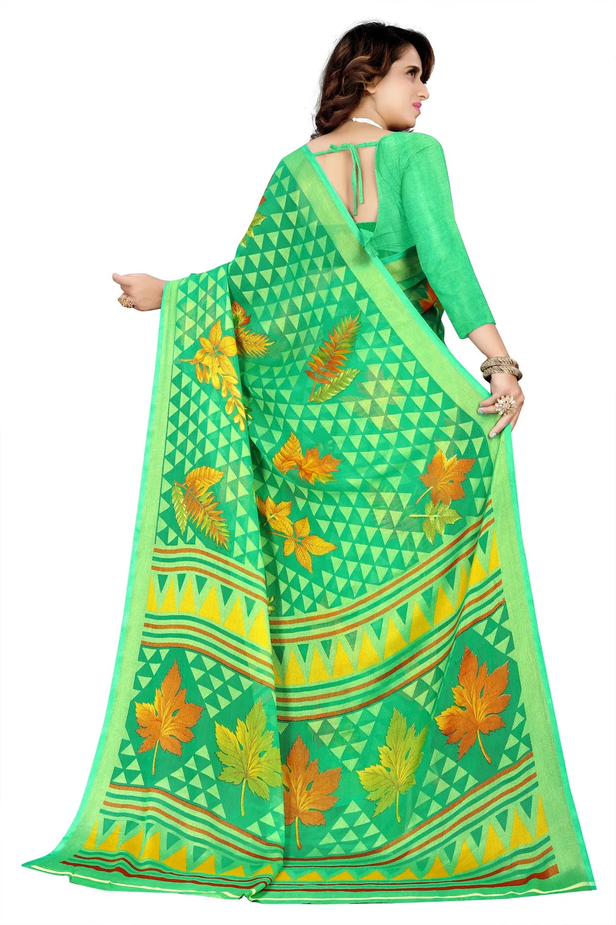 Glimmering Threads: Exquisite Silk Sarees for Women's (SAREE D5-GREEN)