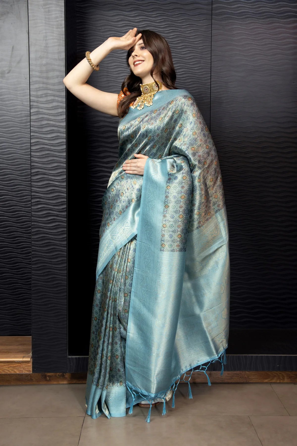 Glimmering Threads: Exquisite Silk Sarees for Women's (A SAREE D1-BLUE)