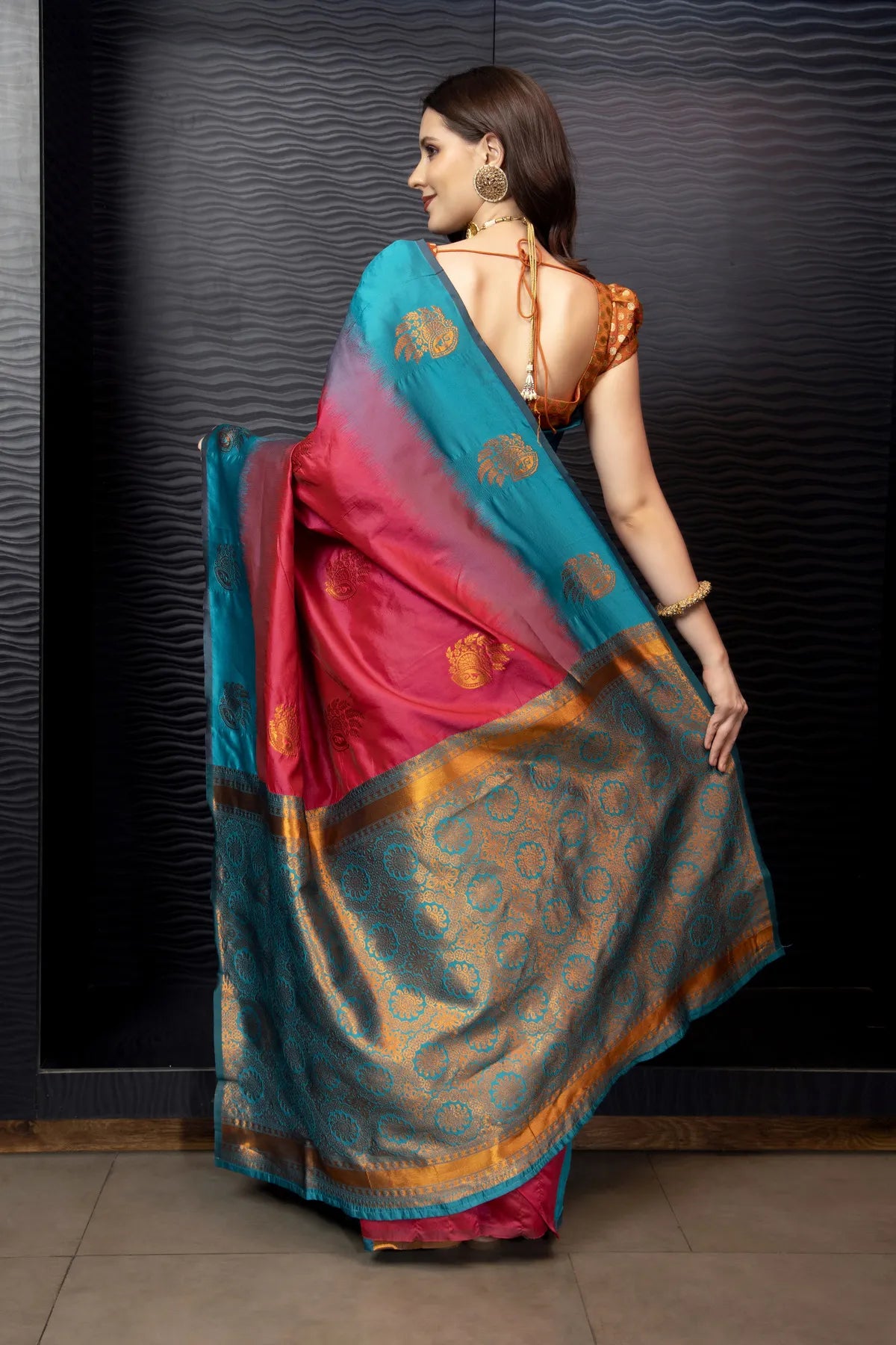 Glimmering Threads: Exquisite Silk Sarees for Women's (A SAREE D3-DARK BLUE)
