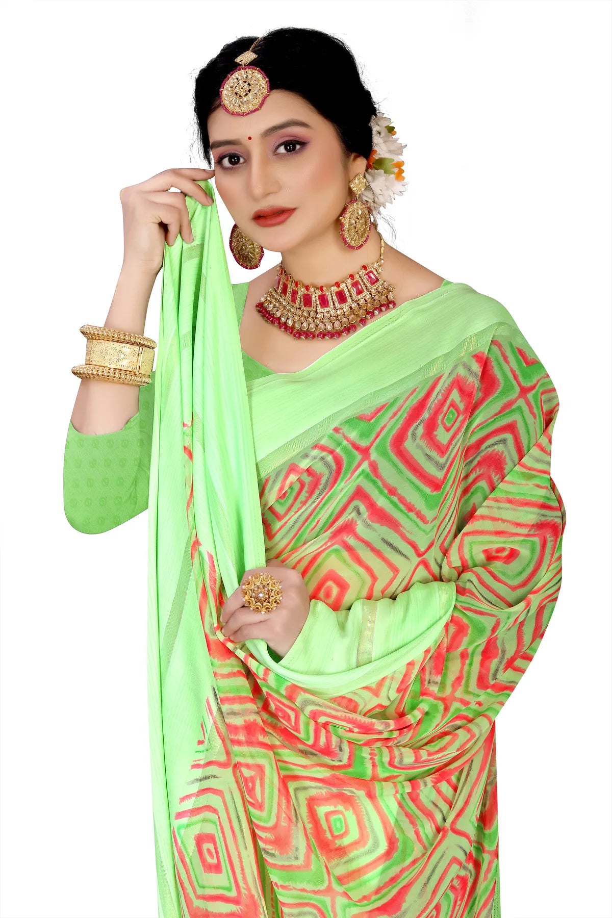 Glimmering Threads: Exquisite Silk Sarees for Women's (SAREE D7-GREEN)